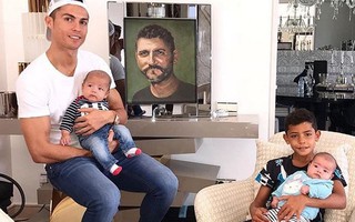 Ronaldo tưởng nhớ người cha quá cố