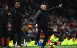 Mourinho "chê" Liverpool phòng ngự tiêu cực