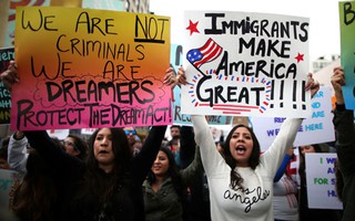 Mỹ mở rộng đối tượng bị trục xuất