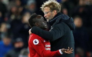 Dự bị suốt 89 phút, Mane nổi nóng với Klopp