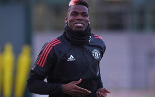 Pogba bị nhân viên M.U đến nhà gõ cửa vì... ngủ say