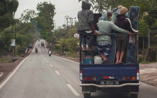 Người Việt chạy trốn núi lửa ở Bali