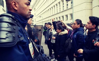 Pháp: Cảnh sát, người gốc Hoa tiếp tục đụng độ