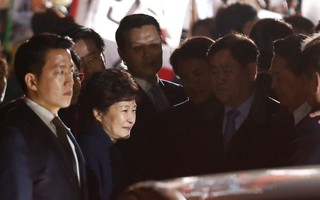 Bà Park Geun-hye rời Nhà Xanh