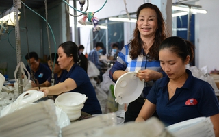 Từ cô bán chanh thành 'bà trùm' nồi cơm điện ngàn tỉ