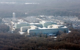 Wikileaks công bố tài liệu bom tấn về "vũ khí mạng" của CIA
