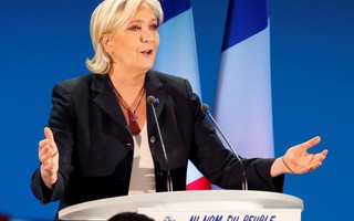 Bà Le Pen bất ngờ từ chức trước vòng 2 bầu tổng thống Pháp