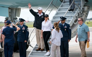 Ông Donald Trump thăm Texas nhưng không ghé Houston