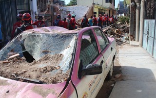 Mexico: Đụng độ do quân đội ngưng tìm nạn nhân động đất