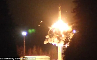 Nga thử tên lửa Satan 2 có khả năng mang 12 đầu đạn hạt nhân