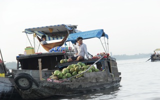 Về Long Xuyên đi chợ nổi