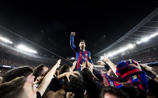 Messi tri ân tác giả bức ảnh đẹp trận thắng PSG