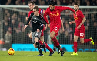 Hạ Liverpool, Southampton vào chung kết Cúp Liên đoàn