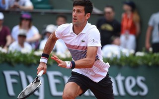 Ám ảnh số 13, Djokovic suýt dừng bước ở Roland Garros