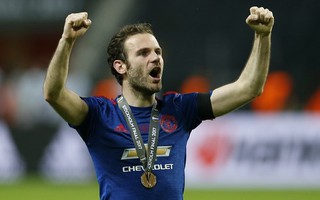 Juan Mata: "Vua" của những trận chung kết