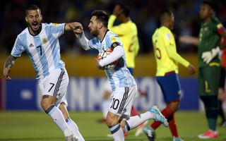 Lập hat-trick, Messi giành vé World Cup 2018 cho Argentina
