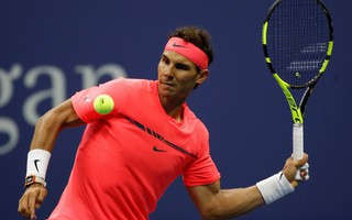 "Vua sân đất nện" Rafael Nadal rơi khỏi Top 10 thế giới