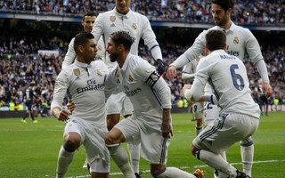 Trung vệ lập công, Real Madrid vững ngôi đầu La Liga