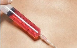 Ngày mai xử vụ thuê người tiêm máu có HIV vào con tình địch