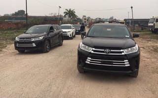 Toyota Highlander 2017 về Việt Nam ngày giáp Tết