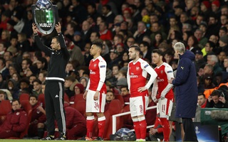 CĐV muốn Arsenal “xóa đi làm lại”
