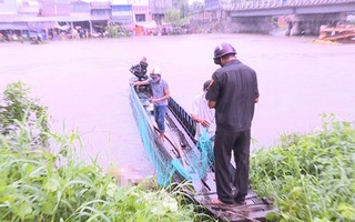 Tìm thân nhân người chết lõa thể, cụt một lóng tay ngón út