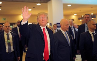 Ông Donald Trump "lạ mà quen" ở Davos
