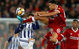 Liverpool thua sốc West Brom, dừng bước sớm FA Cup