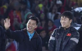 Tuyển thủ U23 Việt Nam cất cao lời ca chiến thắng tặng người hâm mộ