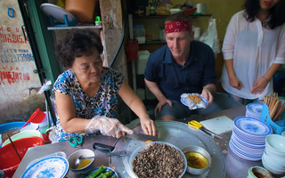 5 món ăn đường phố được khách nước ngoài săn lùng nhiều nhất ở Hà Nội