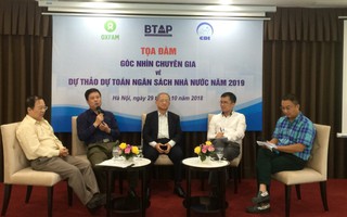 Bay Hà Nội - TP HCM, thứ trưởng đi hạng thương gia, lãnh đạo WB, IMF ngồi ghế phổ thông