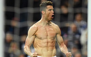 Người tố cưỡng hiếp khen “bản lĩnh phái mạnh” của Ronaldo
