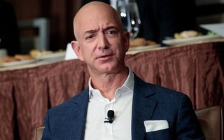 Chỉ 2 ngày, tài sản Jeff Bezos “bốc hơi” 19,2 tỷ USD