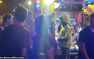 Hỗn loạn vì bom khói, 4 người bị thương trong đêm nhạc Lil Pump