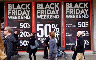 Sự thật Black Friday: Giảm giá sập sàn, vét túi khách hàng ăn lãi ngàn tỷ