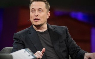 Elon Musk làm việc 120 giờ mỗi tuần