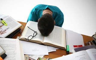 Ký túc xá cần mở phòng tư vấn tâm lý vì sinh viên stress quá nhiều