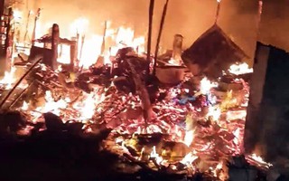 Đốt rác gây hỏa hoạn kinh hoàng giữa đêm ở Gò Vấp