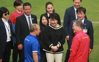 Tổng thống Hàn Quốc viết thư chúc mừng tuyển Việt Nam bằng tiếng Việt