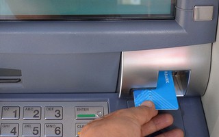 Sắp có thẻ ATM gắn chip đầu tiên ở Việt Nam