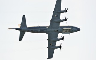 Máy bay quân sự Canada bị "Trung Quốc quấy phá"