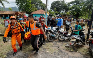 "Bóng ma" núi lửa gây sóng thần ở Indonesia