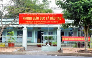 Sai phạm hàng loạt, trưởng phòng giáo dục chỉ bị... rút kinh nghiệm!