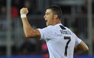 Ronaldo phá kỷ lục Serie A chỉ sau 5 tháng