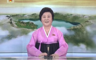 Triều Tiên: Quý bà áo hồng bị "thất sủng"?