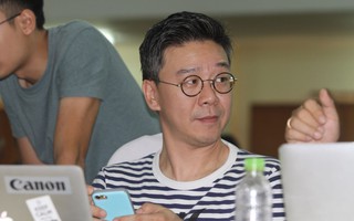 Phóng viên Hàn Quốc dự họp báo, đặt câu hỏi với HLV Park Hang-seo