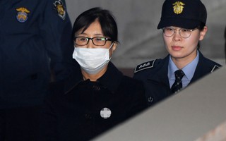 20 năm tù giam cho bạn thân cựu tổng thống Hàn Quốc