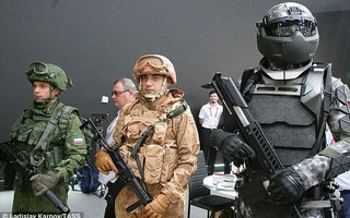 Nga trang bị phiên bản súng AK mới cho "chiến binh tương lai"