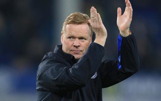 Ronald Koeman dẫn dắt tuyển Hà Lan