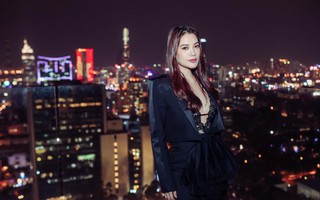 Trương Ngọc Ánh sexy ra mắt phim mới